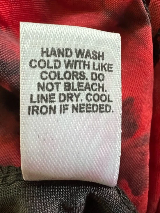 Cato Red and Black Floral Beaded Women’s Scoop Neck Tunic - Picture 5 of 6